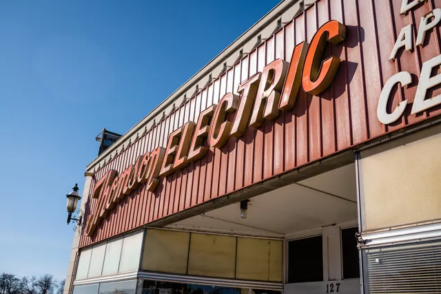 Thomson Premier Lighting & Appliance Center