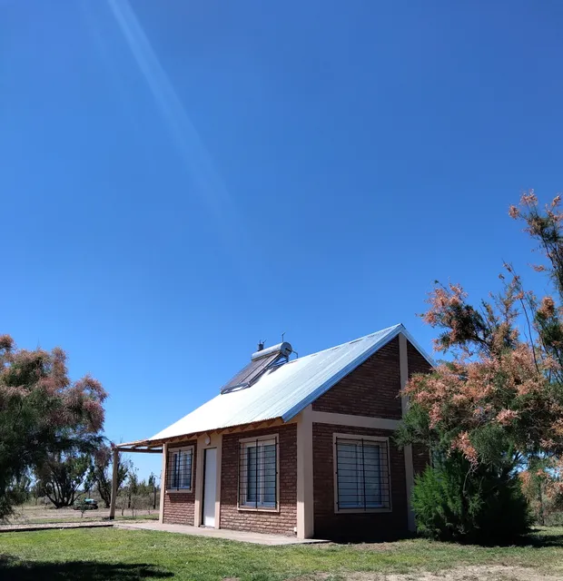 ENTRE FINCAS ALOJAMIENTO