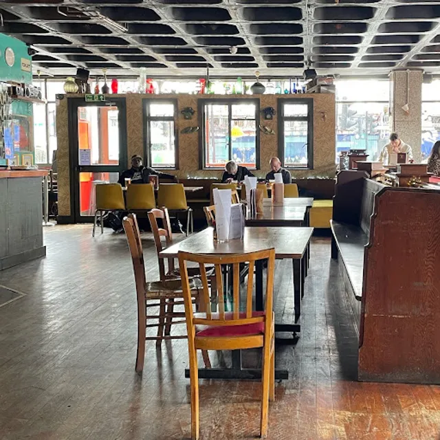 The Elephant & Castle Pub