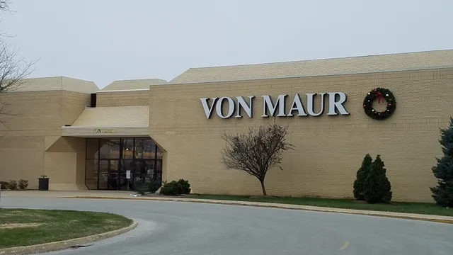 Von Maur