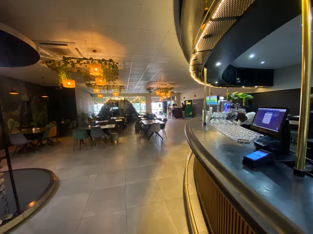 Runway Champagne Bar