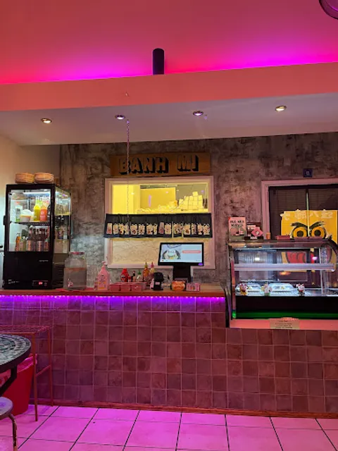 ROLLS Asian Street Food