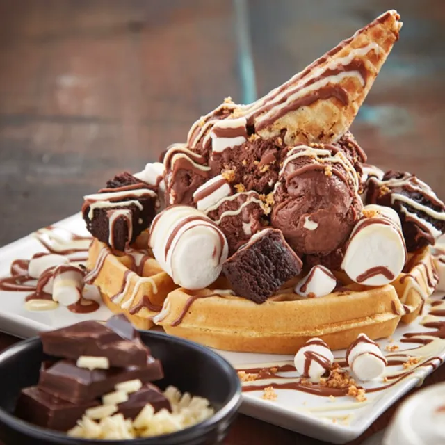 D Spot Dessert Cafe Calgary 17th Ave