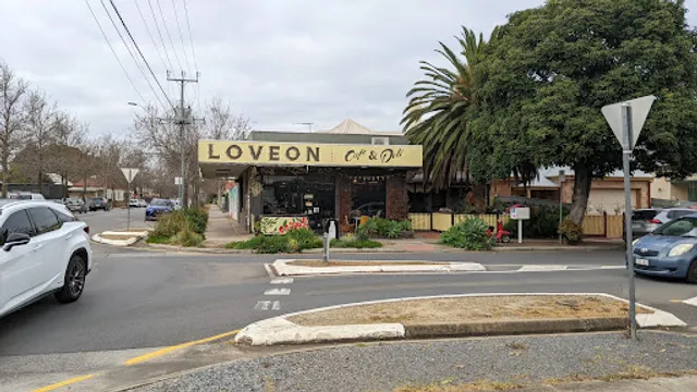 Loveon Cafe
