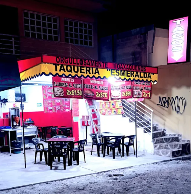 Taqueria Esmeralda orgullosamente oaxaqueños