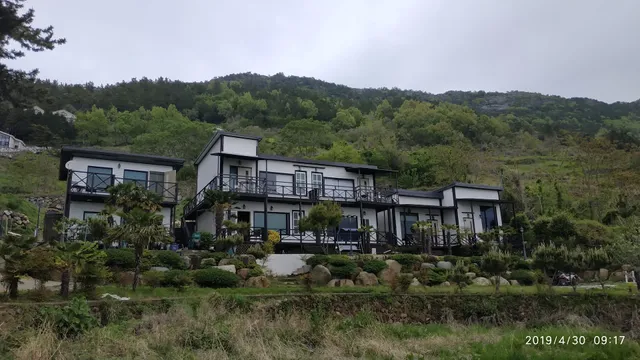 Namhae Lumiere Pension