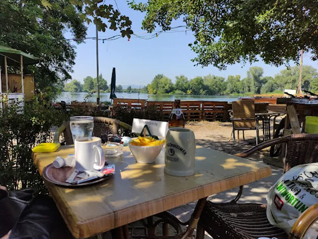 Strandbar Niederwiesenweiher