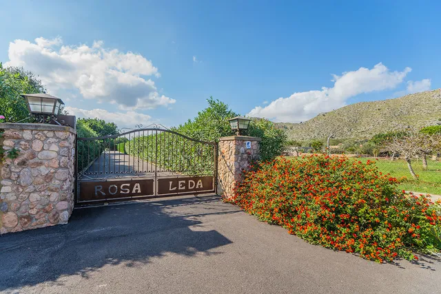 LA ROSALEDA, POLLENÇA. SPAIN.