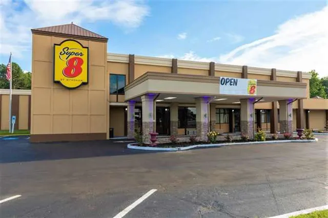 Super 8 by Wyndham Goldsboro
