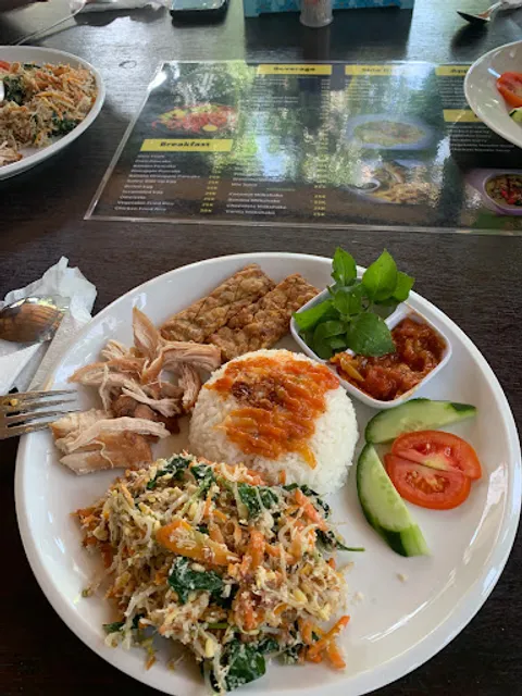 Warung Tumpang Sari Lembongan
