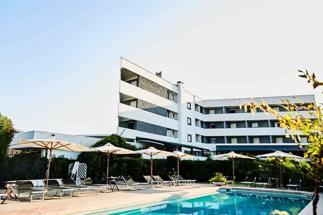 Hotel Enterprise - 4 stelle sul mare