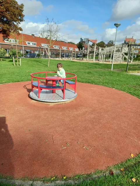 Wijk- en Speeltuinvereniging Tarwewijk 🛝