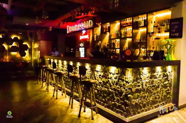 Downtown Cafe & Bar - Restropub ( Top Cafe in Agra)