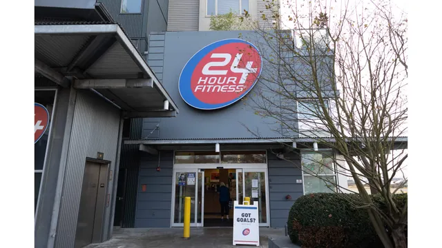 24 Hour Fitness