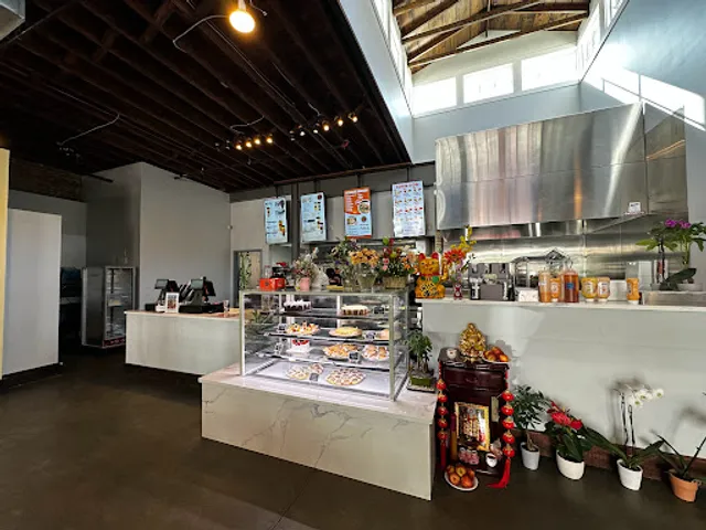 Paris Bánh Mì- St. Louis