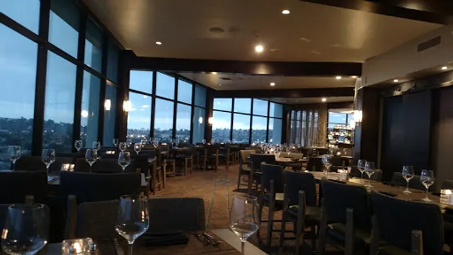VUE Bar + Restaurant