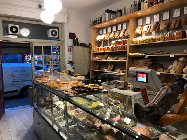 Pane Amore e Fantasia