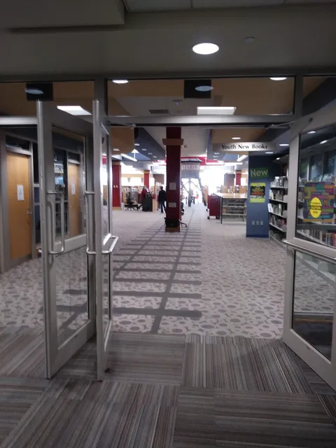 Hamilton East Public Library - Fishers