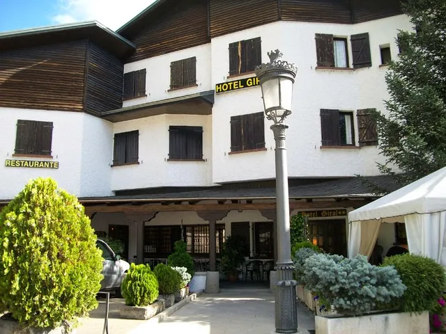 Hotel Giral