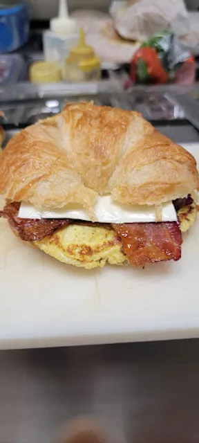 Southern Yankee 903 Drive In