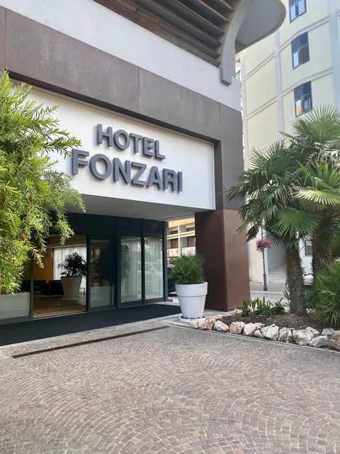 Hotel Fonzari