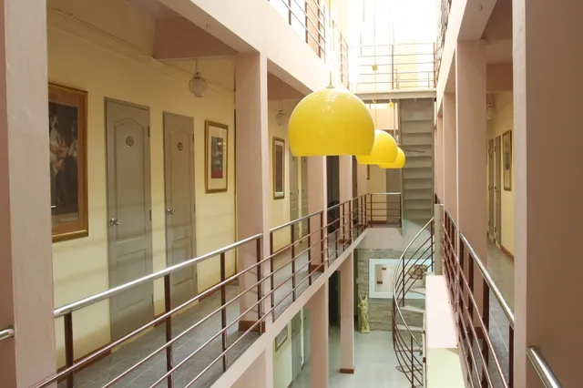 PR Place Hotel & Apartment