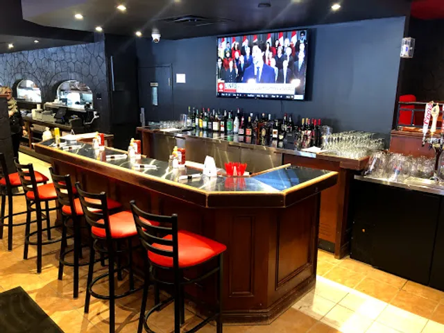 Dunn's Famous St-Eustache