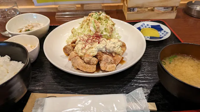 ダイニングバー 彩