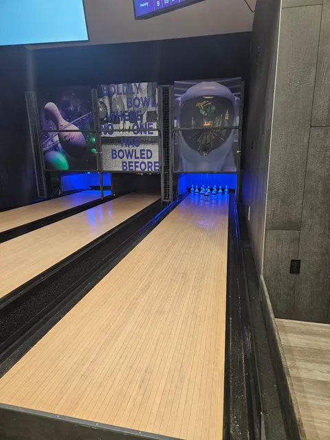 Strike Club Bowling