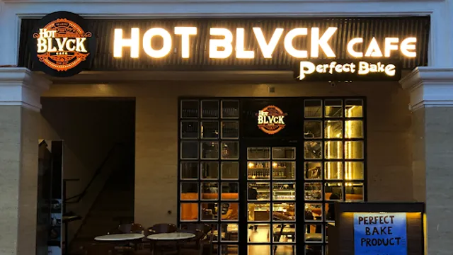 HOT BLACK CAFE