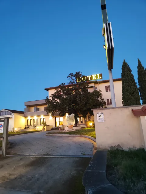Hotel Bisenzio