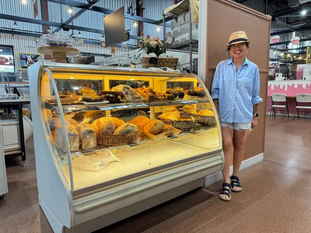 anh's Bread Therapy bakery and tea house