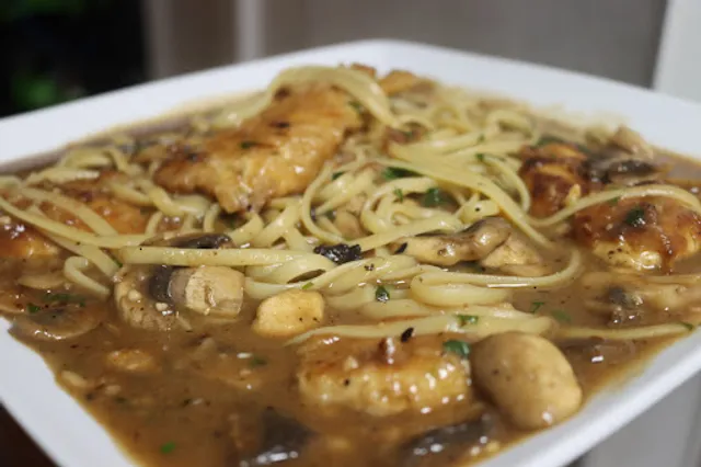 Mandolin Bar & Grill