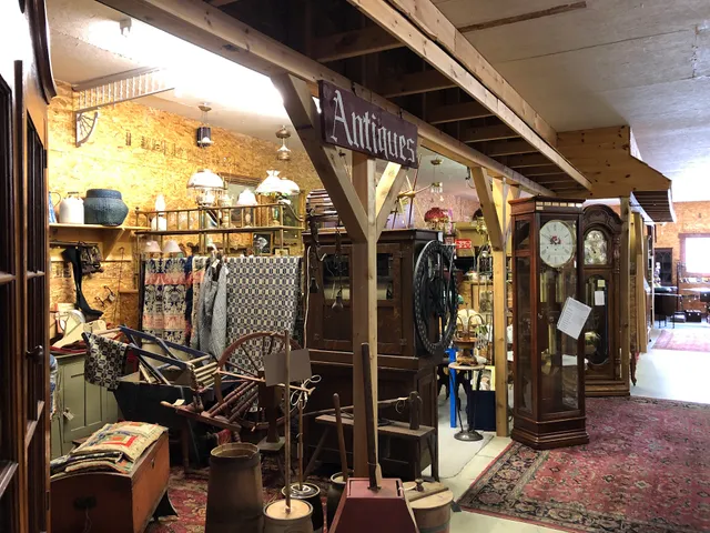 Mike's Antiques & Old Goodies