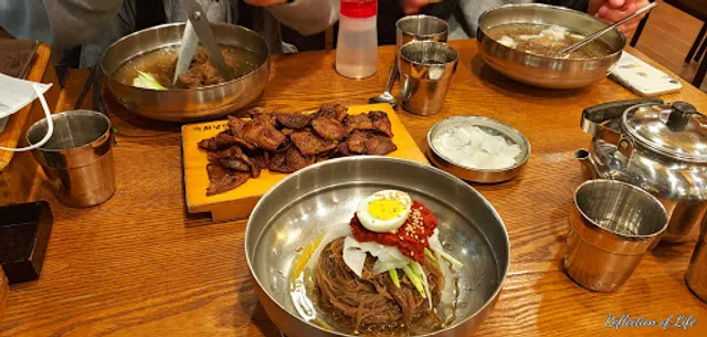 육쌈냉명춘천명동점