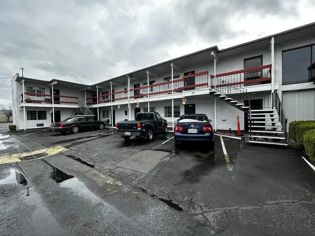 Traveler's Inn - Longview