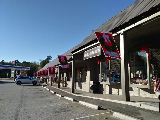 Chipley Village Shopping Center
