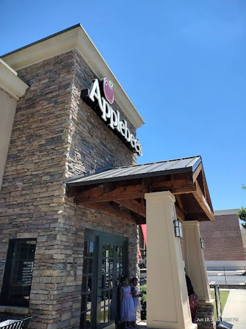Applebee's Grill + Bar