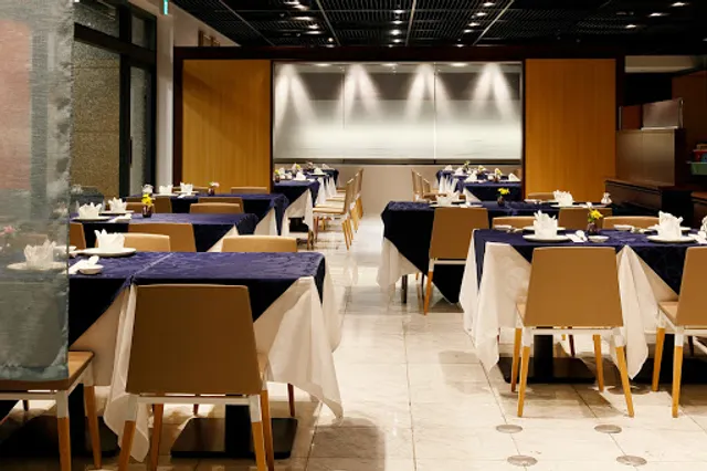 Chinese Restaurant Toh-Lee