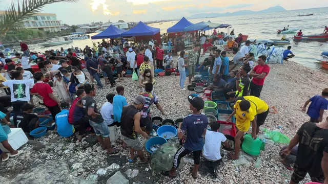 黄昏顶级海鲜市场 Evening top grade seafood market