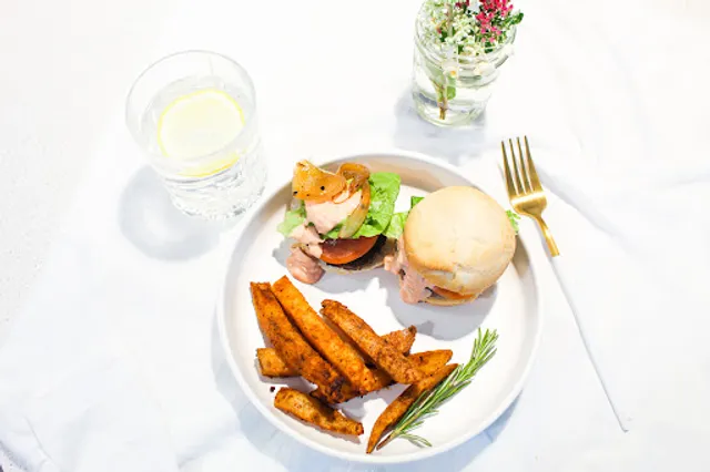 Luxe + Lemons: Prepared Meal Delivery