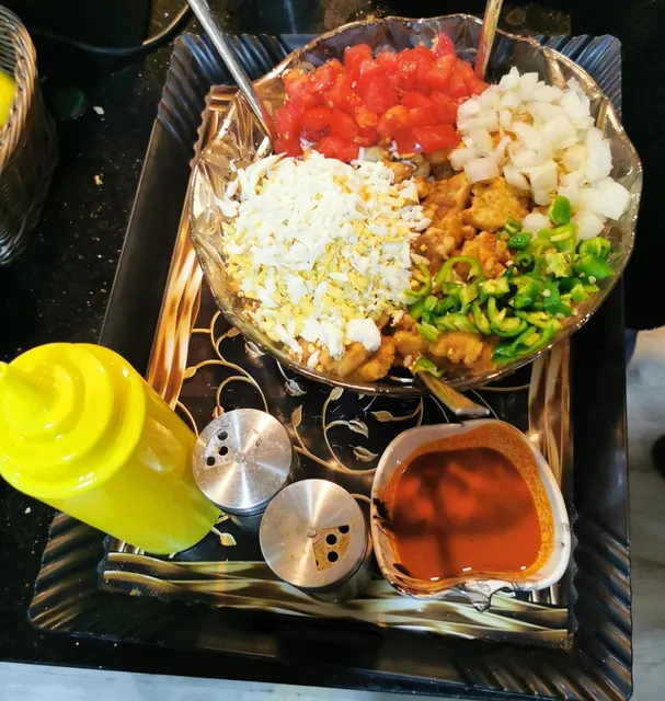 shalal cafe and restaurant