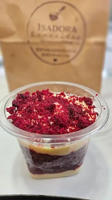 Isadora Benevides Confeitaria