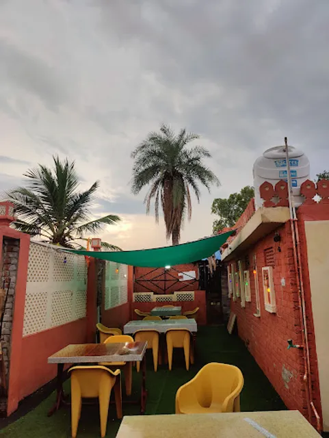 Nice Cafe Restaurant