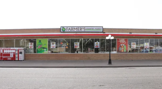 Farmer's Country Market