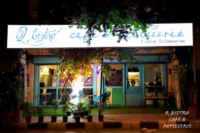 Q Bistro Café and Patisserie