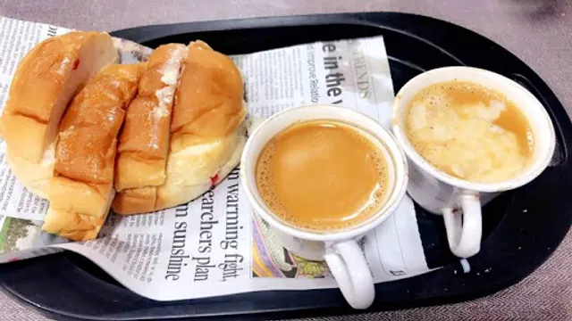 MIYA BHAI Malai Pav