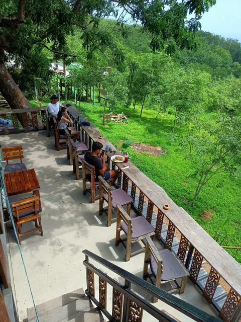 Thai Gallery Coffee Bar