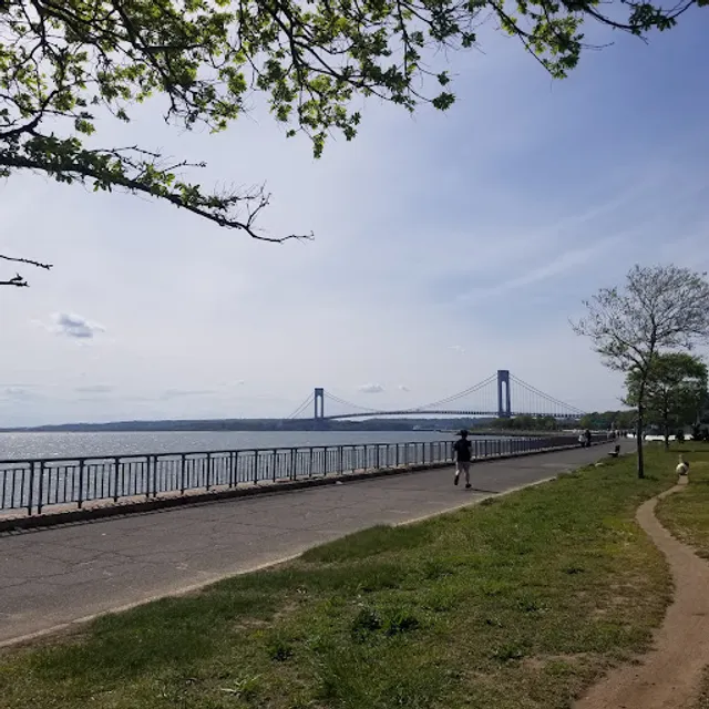 Shore Parkway Fishing