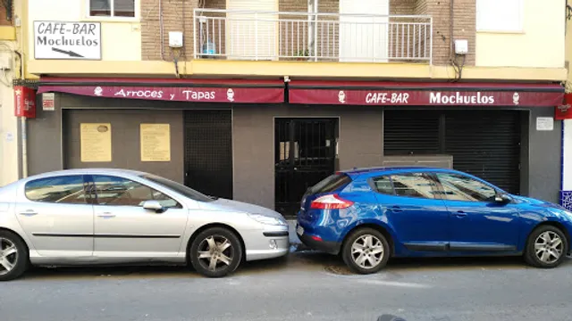 CAFÉ-BAR Mochuelos.